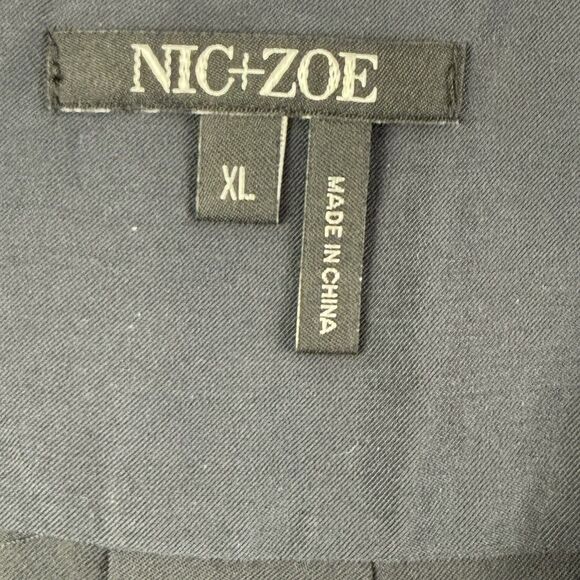 NEW NIC+ZOE Sleeveless V Neck Top Women Size XL Navy Blue Washed Midnight - Picture 5 of 9